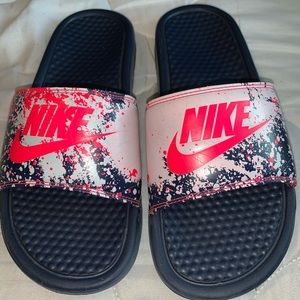 Nike slides